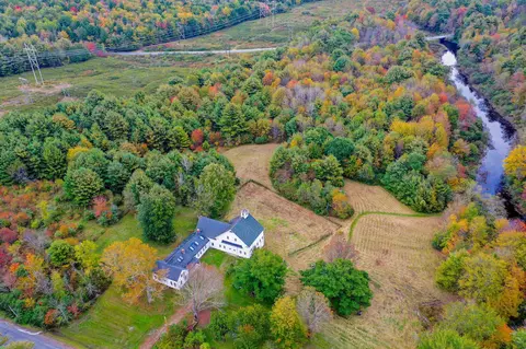 795 Lawrence Rd, Pownal, ME 04069