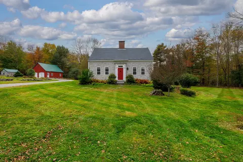 179 Betts Rd, Orrington, ME 04474