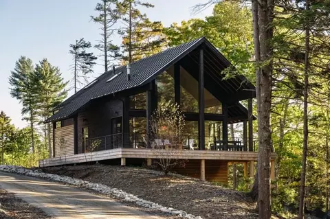 440 Belfast Rd #INIO E2, Camden, ME 04843