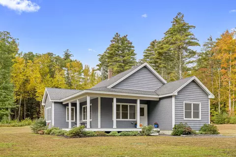 475 Valley Rd, North Berwick, ME 03906