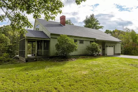 136 Common Rd, Dresden, ME 04342 photo 1