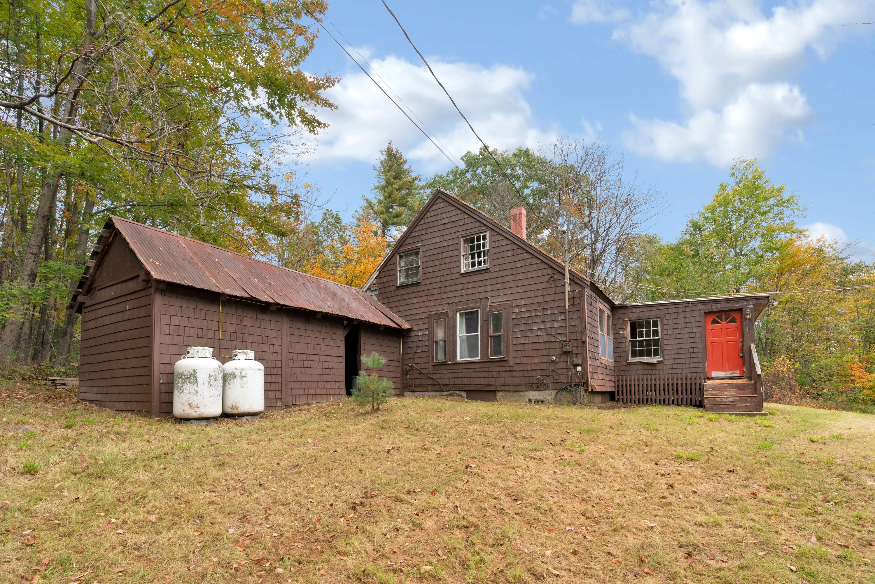 15 Sawyer Ln  