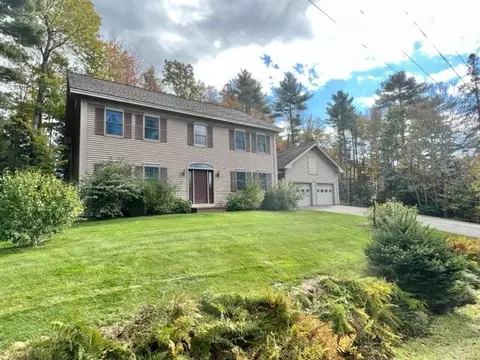 57 Forest Hl, Bucksport, ME 04416