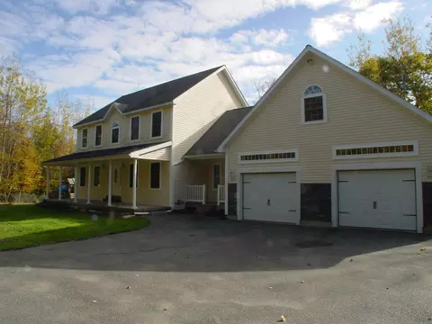 6 Elliott Cir, Glenburn, ME 04401