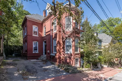 56 Mellen St, Portland, ME 04101
