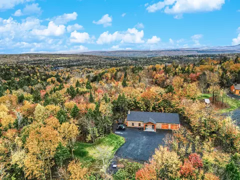 6 Alpine Ridge Dr, Greenville, ME 04441