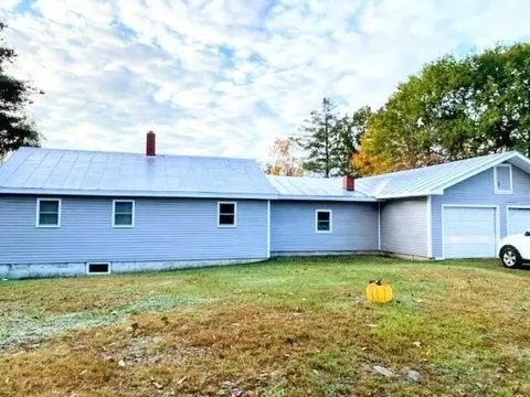 180 Park St, Phillips, ME 04966