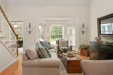 2 Mast Ln #2, Brunswick, ME 04011