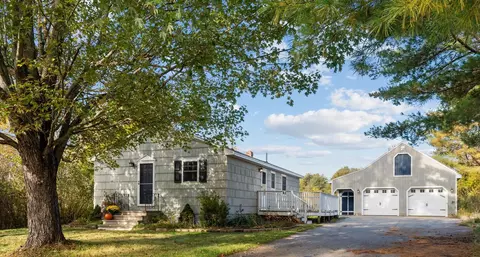 33 Northwood Rd, Yarmouth, ME 04096