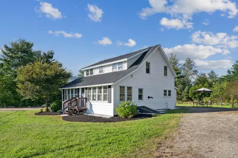 362 Hallowell Rd, Chelsea, ME 04330
