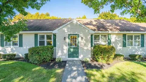 7 Nottingham Dr #7, Saco, ME 04072