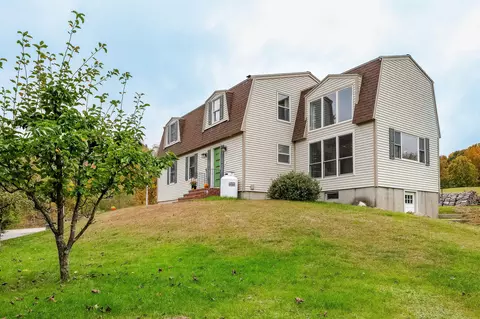59 Berwick Rd, Berwick, ME 03901