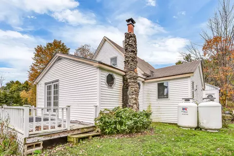 563 Bucksmills Rd, Bucksport, ME 04416