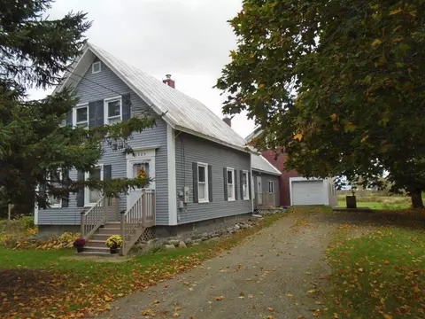 1529 Benton Ave, Benton, ME 04901