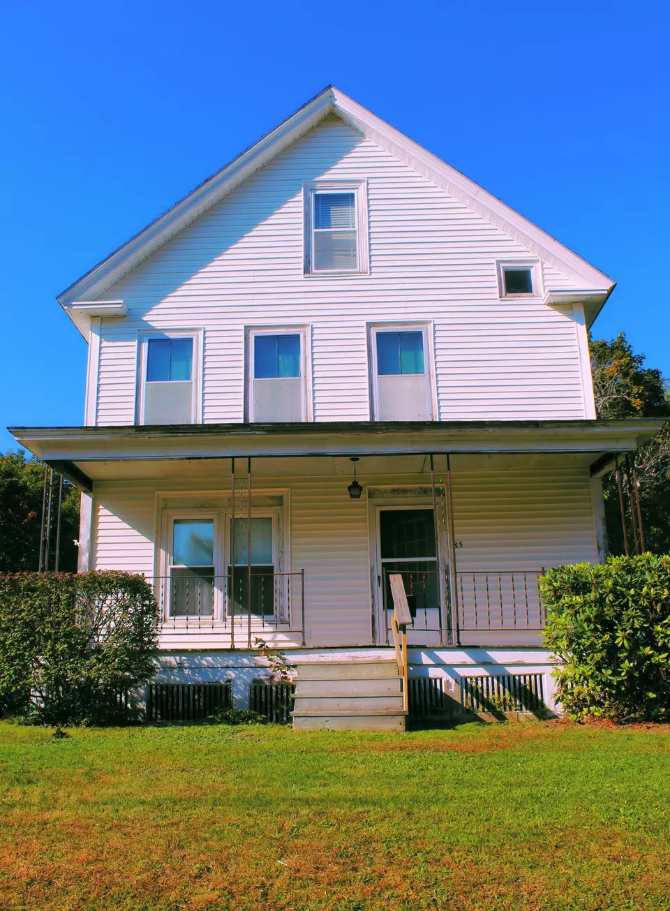 83 Jefferson St, Old Town, ME 04468 24 Photos Movoto