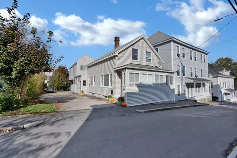 34 Piersons Ln, Biddeford, ME 04005