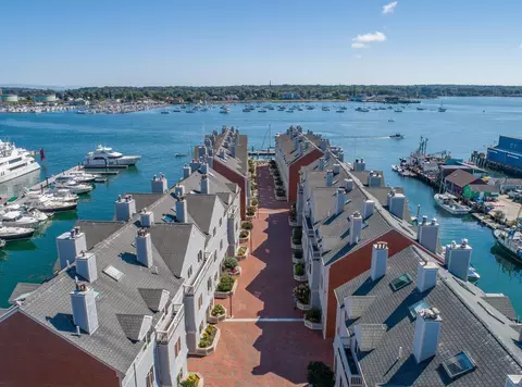 611 Chandlers Wharf #611, Portland, ME 04101