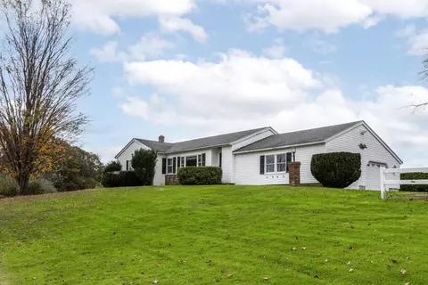 42 Louden Rd, Saco, ME 04072