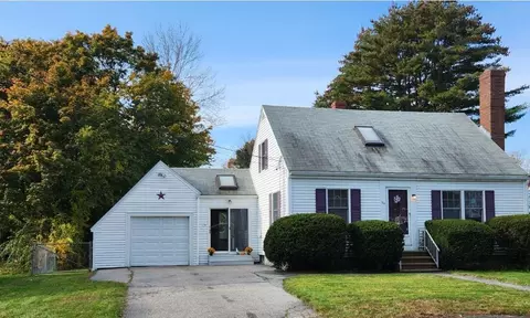 124 Madeline St, Portland, ME 04103