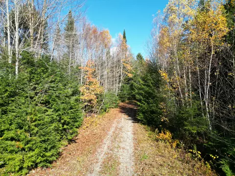2 Off West Indian Rd, Woodville, ME 04457