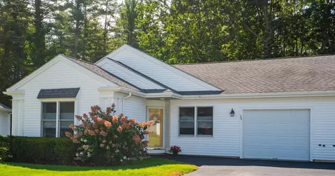 28 Stoney Creek Rd #28, Scarborough, ME 04074