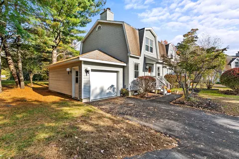 8 Ashley Ln #8, Portland, ME 04103