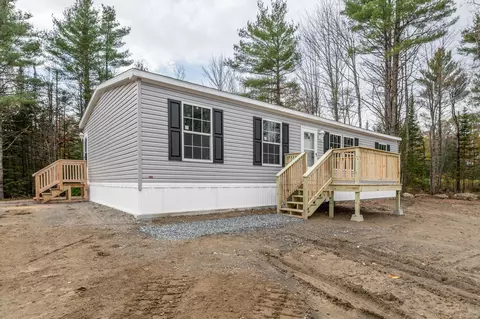 72 Murray Rd, Carmel, ME 04419