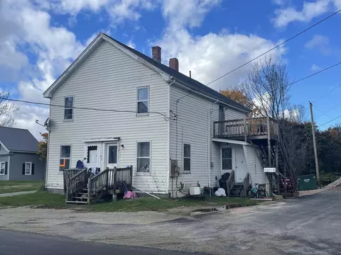 63 Court St, Machias, ME 04654