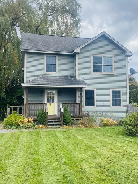 72 16th St, Bangor, ME 04401