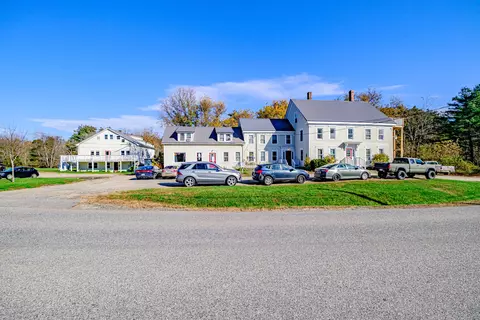 147 Plummer Rd, Gorham, ME 04038