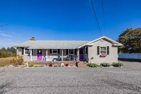 92 Elmere Rd, Wells, ME 04090