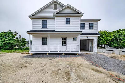 65 Oneil St, South Portland, ME 04106