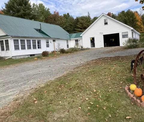 416 Medford Rd, Milo, ME 04463