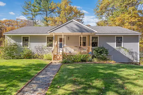 242 Ridge Rd, York, ME 03909