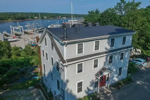 29 Bridge St #5, Belfast, ME 04915
