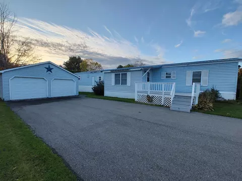 13 E St, Bangor, ME 04401