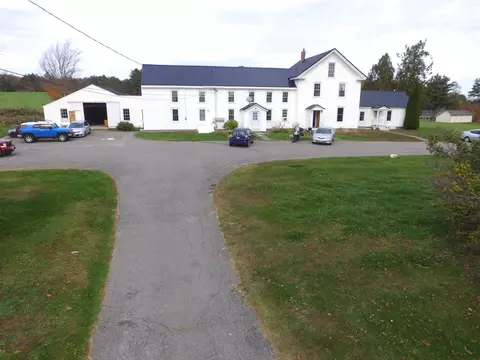 319 Belmont Ave, Belfast, ME 04915