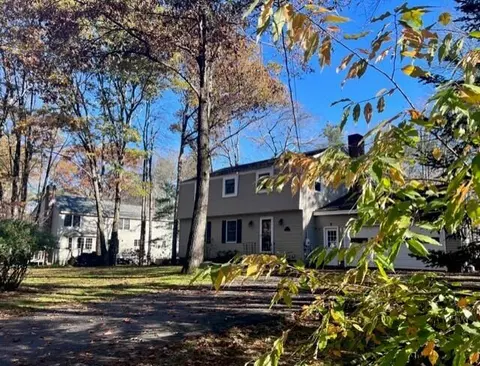 1 Micmac Ln, Brunswick, ME 04011
