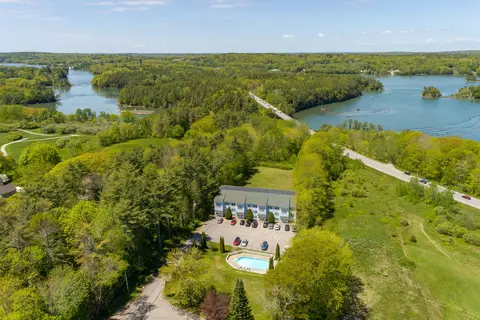 574 Main St #114, Damariscotta, ME 04543