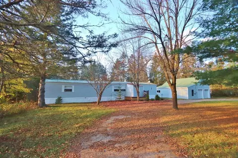 978 Eastern Ave, Holden, ME 04429