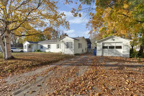 30-32 Dodge St, Westbrook, ME 04092