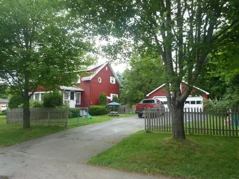 110 Elm St, Brewer, ME 04412 photo 1
