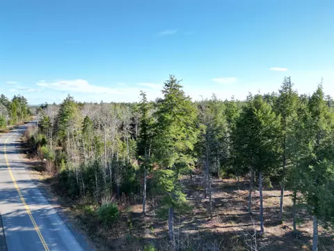 10 2 County Rd # -1, Milford, ME 04461