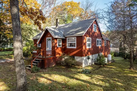 48 Covewood Dr, Acton, ME 04001