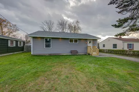 206 New Gorham Rd, Westbrook, ME 04092