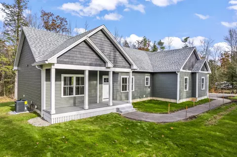 36 Heritage Dr, Berwick, ME 03901