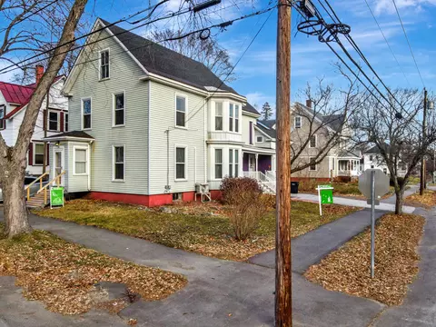 63 Leighton St, Bangor, ME 04401