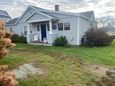7 Harmons Island Rd, Scarborough, ME 04074