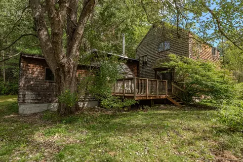 704 Belgrade Rd, Mount Vernon, ME 04352
