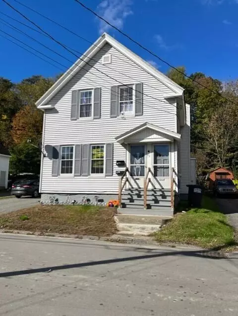 42 King St, Waterville, ME 04901